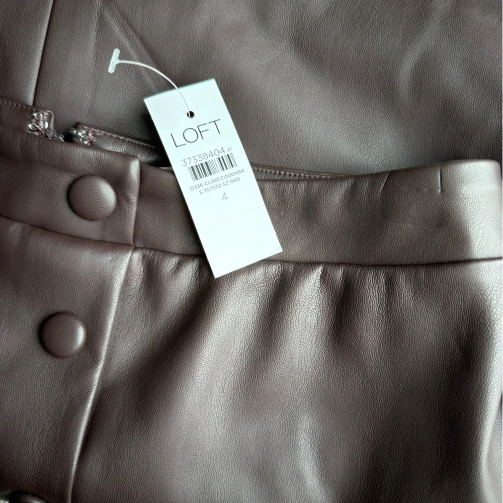 NWT LOFT Chocolate Brown Button-Front Faux Leather Mini Skirt - Picture 6 of 7